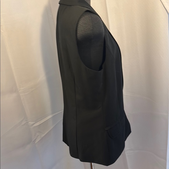 DKNY Lined Black Sleeveless Blazer Vest. Large. Pre-owned. - Picture 2 of 9